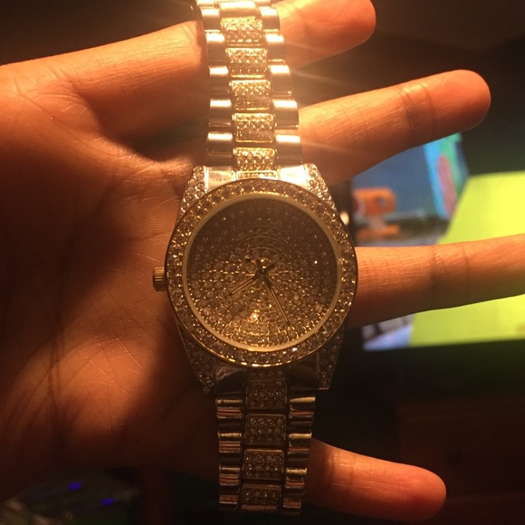 Watch - Picture 2 of 2